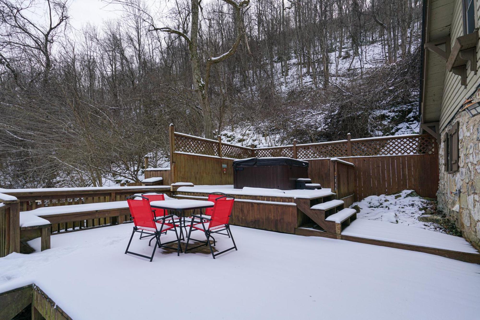 River Front Resort Elkins Bagian luar foto