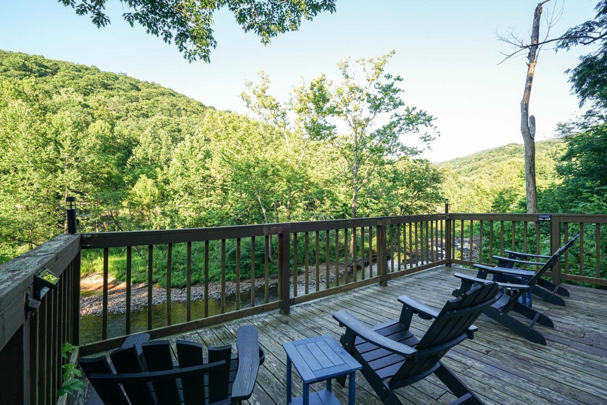 River Front Resort Elkins Bagian luar foto