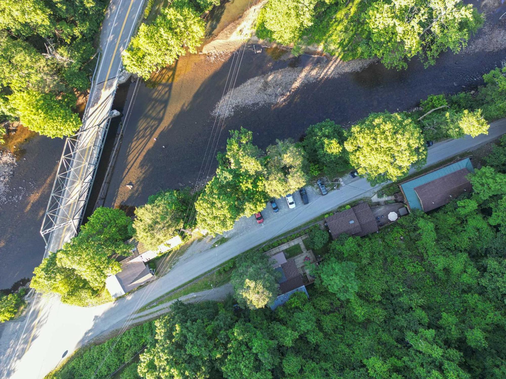 River Front Resort Elkins Bagian luar foto