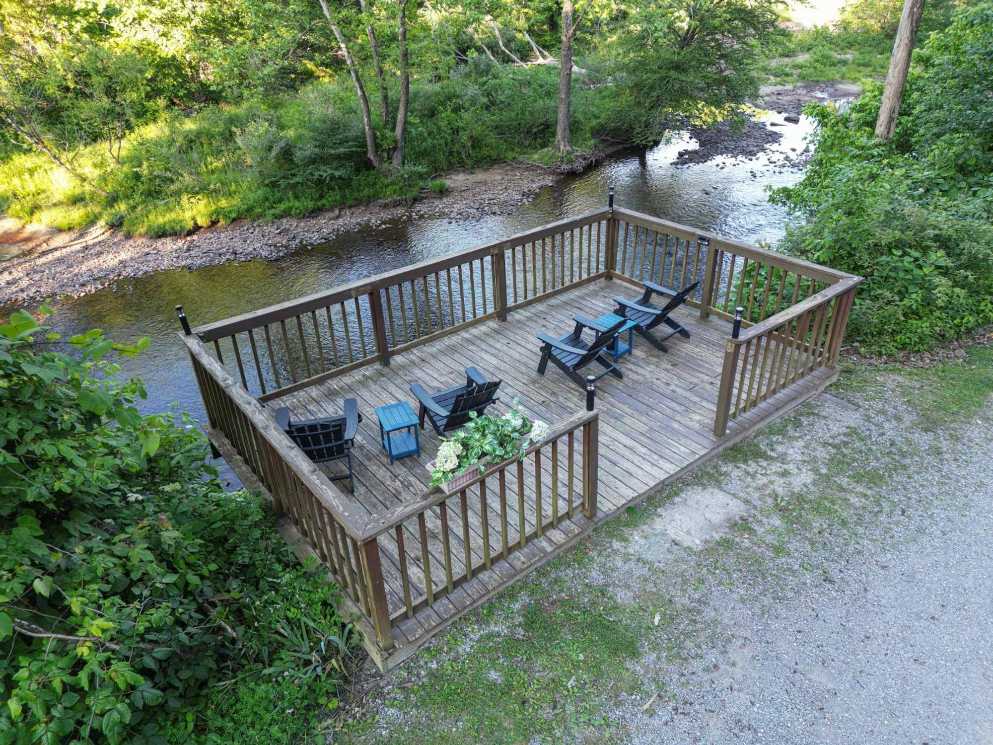 River Front Resort Elkins Bagian luar foto